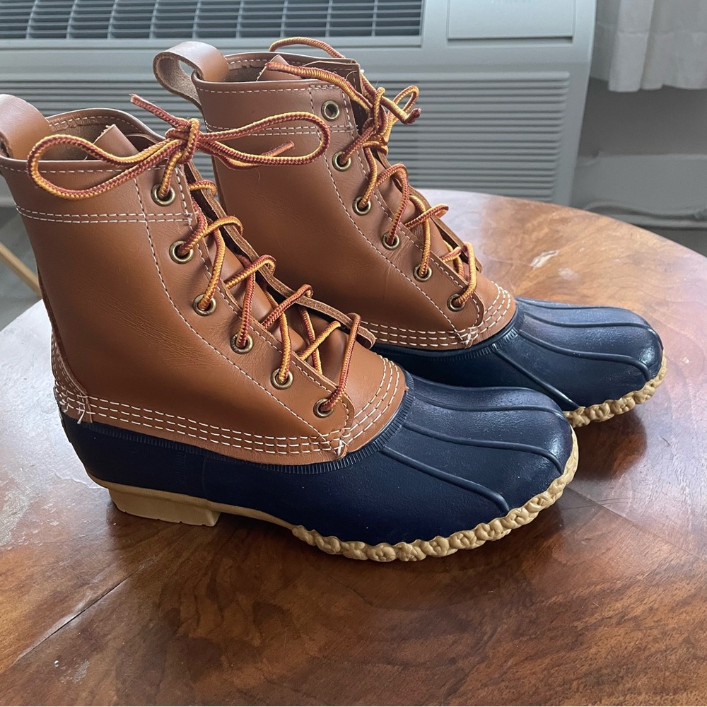 LL Bean 8” women’s duck boots tan/navy size 8 NWOT